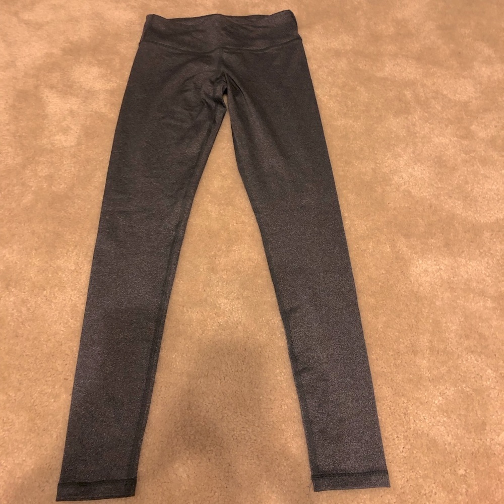 Old Navy size small gray compression legging